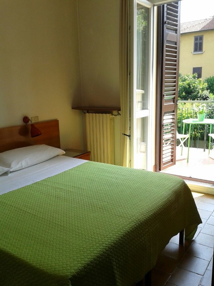 Hotel Malta มิลาน ภายนอก รูปภาพ