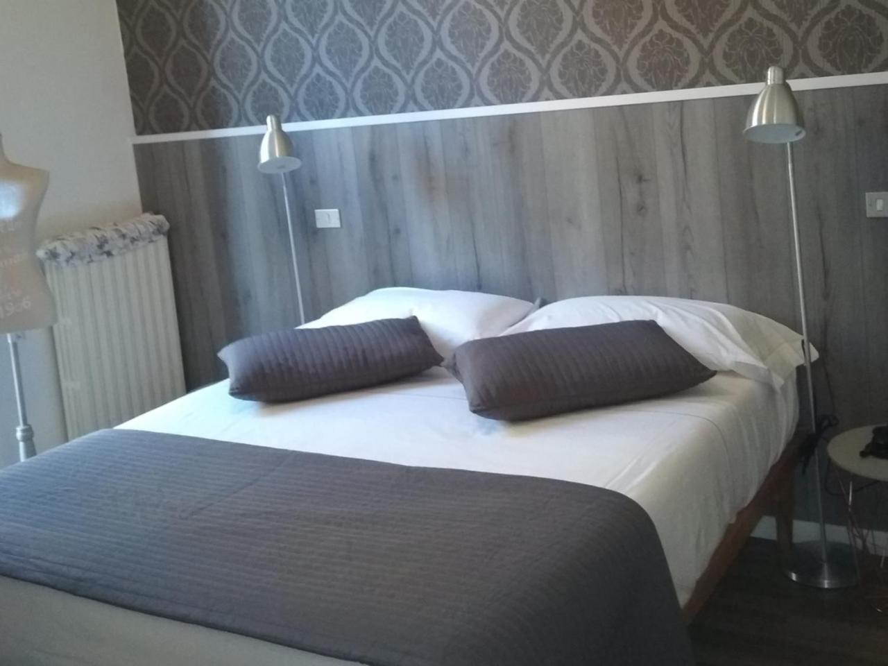 Hotel Malta มิลาน ภายนอก รูปภาพ